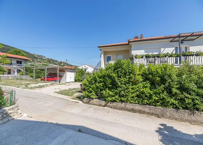 Nur 300 Meter Vom Entfernt Dom wakacyjny Baška